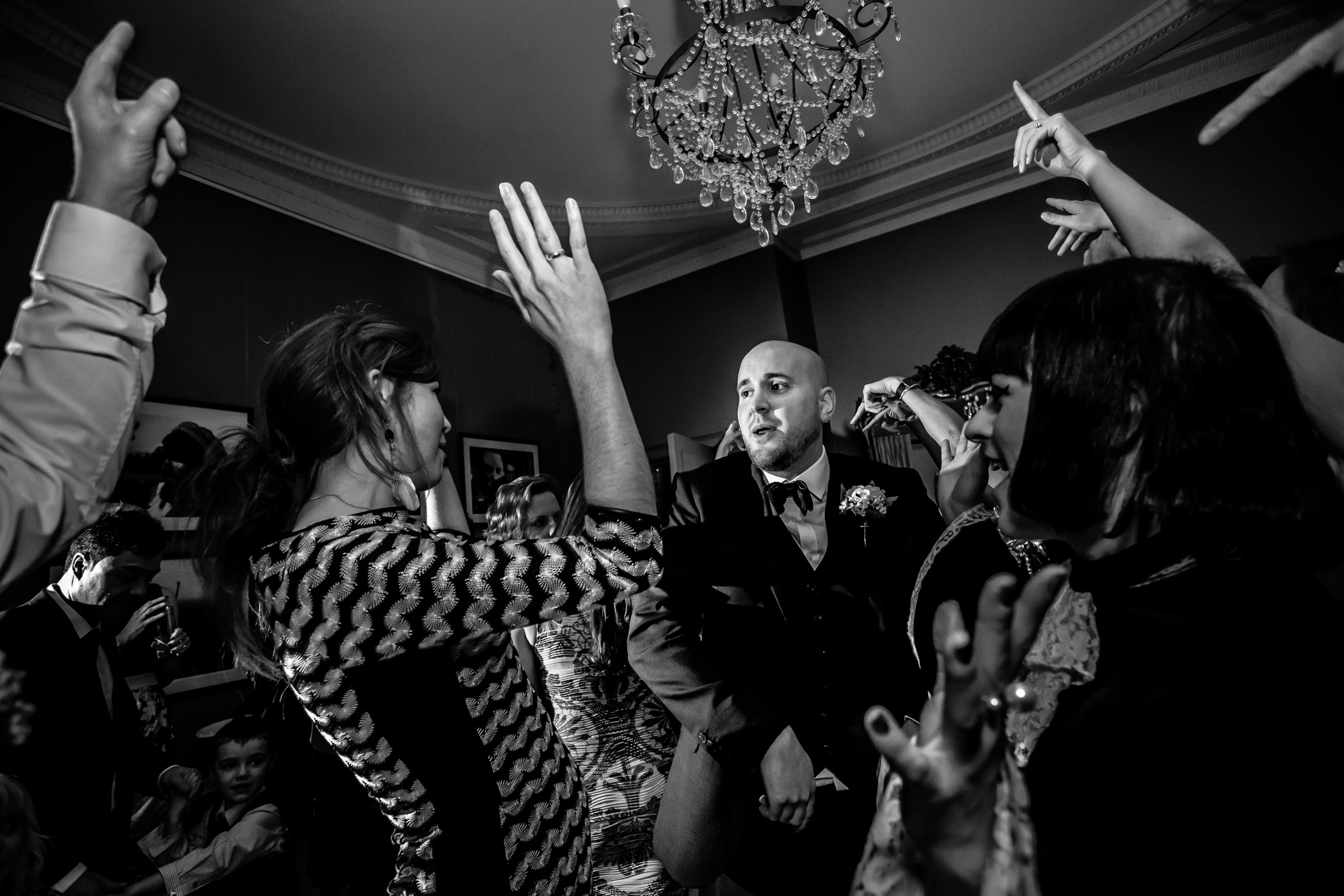 Georgie & steve - Sansom photography Grays Court York Wedding-34